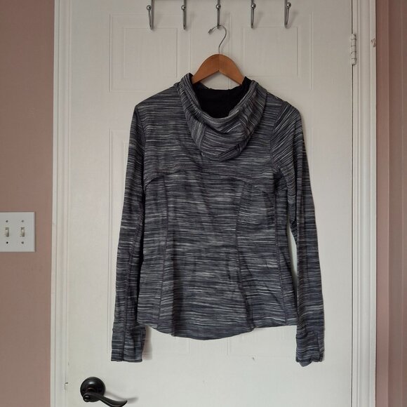 Lululemon Define Hooded Jacket - Picture 2 of 8